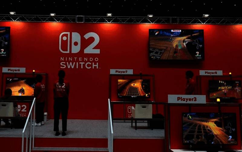 高科技芯片特写，微小电路清晰可见，展示现代半导体制造的高精度工艺