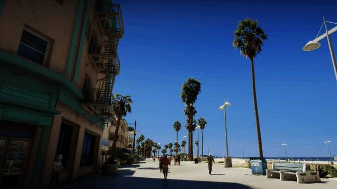 《GTA5》NaturalVision Enhanced MOD画质对比展示，城市光影细节显著提升