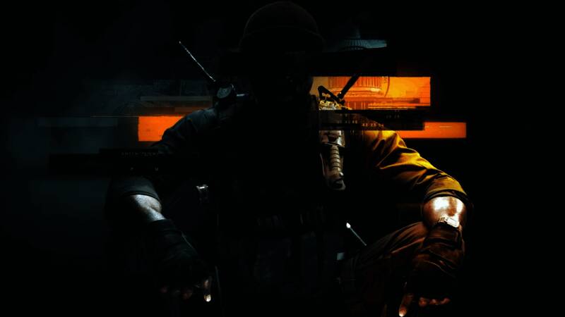 Chance Glasco在工作中的照片，专注操作电脑进行角色动画调试