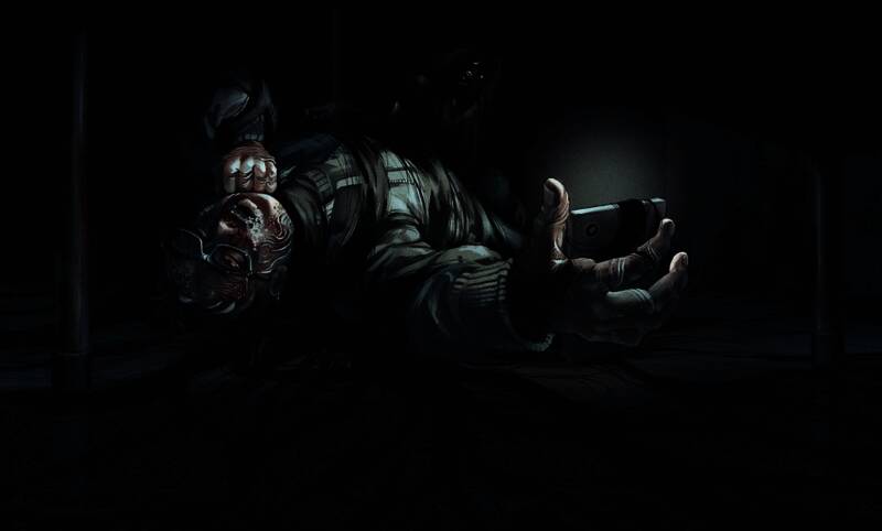 主角在黑暗中紧张观察手机屏幕，身后隐约可见不明物体