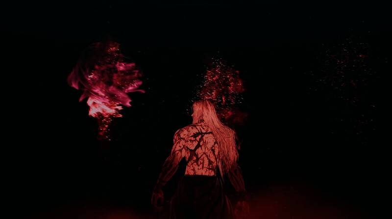 《地下城与勇士：卡赞》宣传片画面，主角手持武器准备战斗