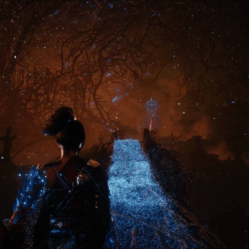 Boss战场景，巨大怪物张牙舞爪