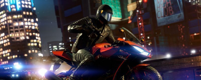 GTAOL玩家角色站在虎鲸内部控制台前，屏幕显示导弹瞄准界面，背景有武器架和补给箱