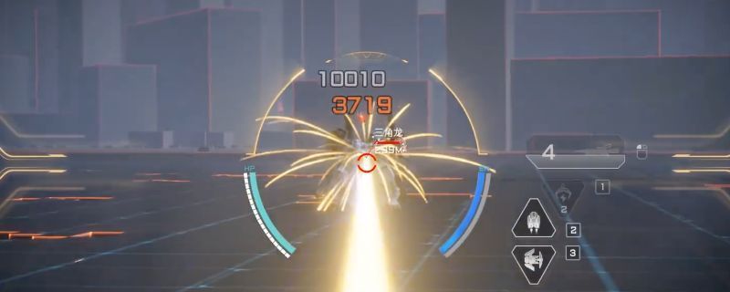 《解限机》中阿奎纳机甲战斗画面，机体手持蓝色电浆光束炮，炮口能量充能特效炫目，背景为未来都市废墟