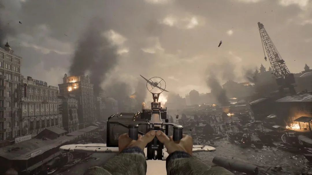 游戏中角色操作防空机枪，瞄准空中飞行的日军战机，弹道火光闪烁