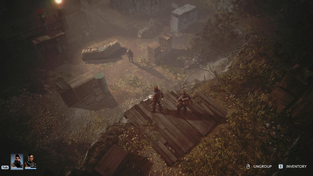 角色装备生物结晶后释放能量冲击波，周围敌人被震飞，特效炫目