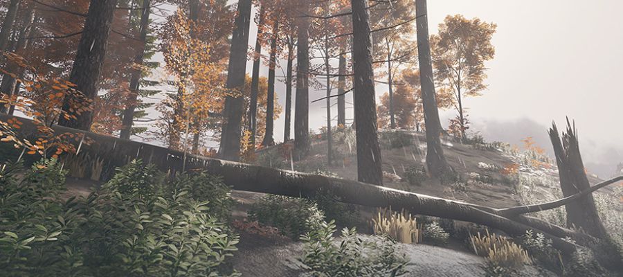 游戏角色在暴雨中穿越泥泞小径，背着简易背包，手持火把照亮前方