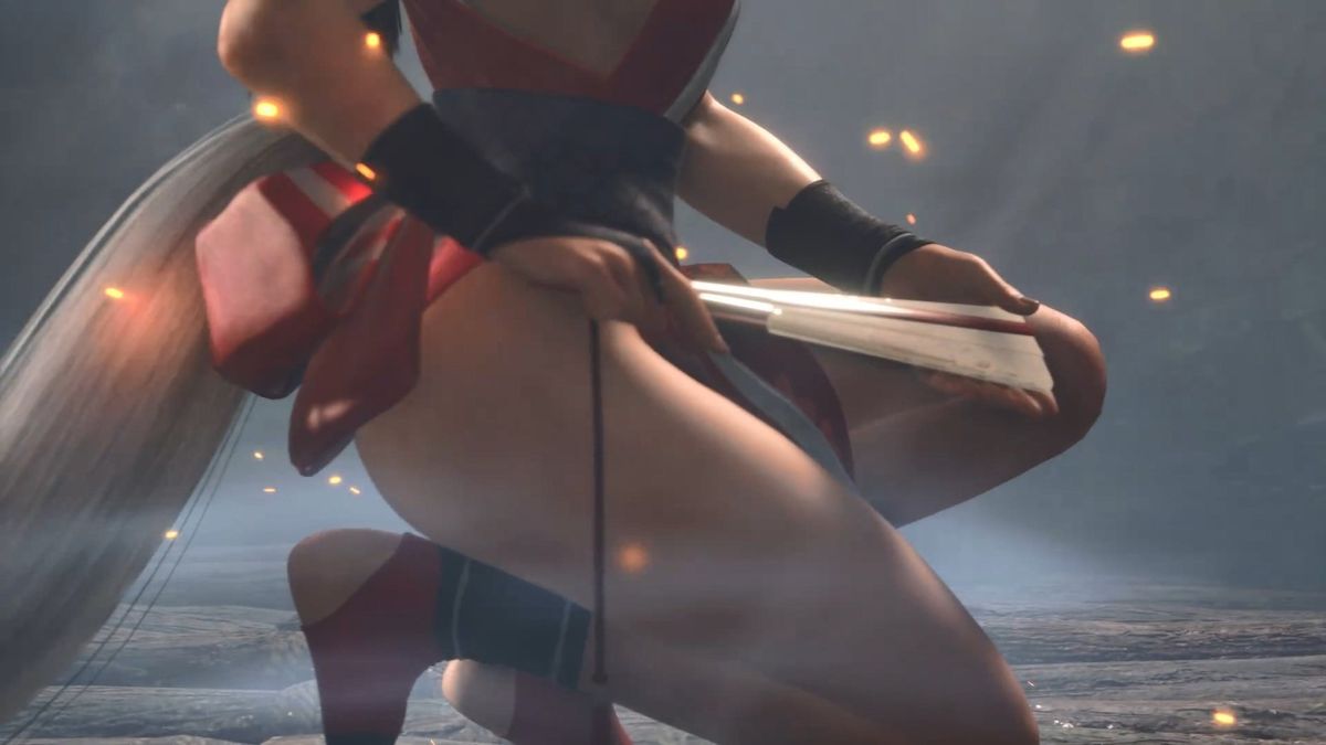 舞在城市屋顶施展扇子攻击的战斗画面，红色衣袂飘扬，背景灯火辉煌