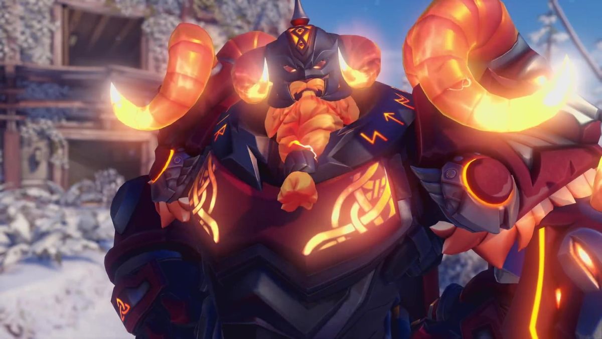 哈扎德攀上高台，俯视战场，准备发起突袭