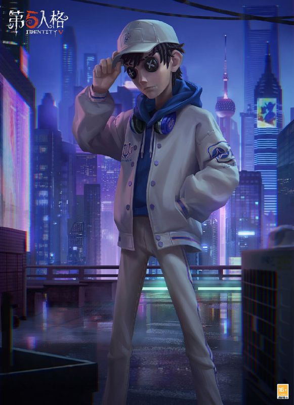 佣兵-OPH.NAIB身穿银白色运动服，头戴棒球帽，佩戴深蓝色耳机，展现电竞选手风格形象