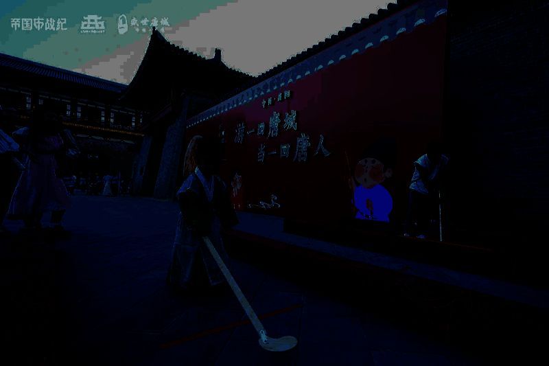 小朋友在家长陪同下参与文化知识问答，认真答题