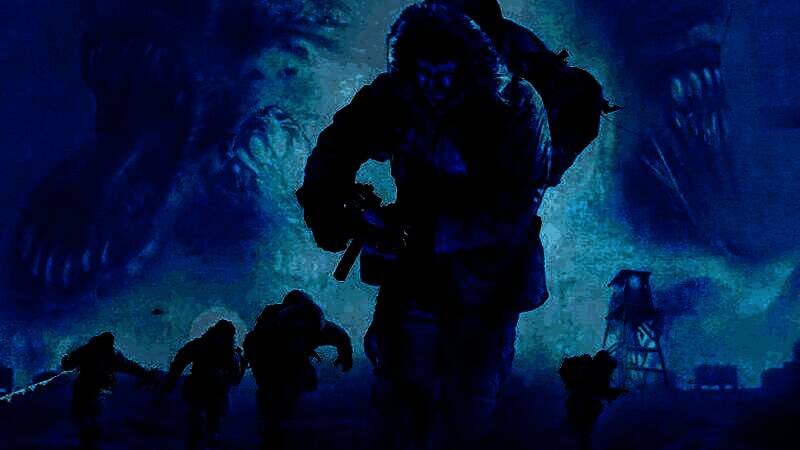 《怪形：重制版》战斗场景，玩家角色正与形态扭曲的怪物激烈交火，爆炸火光映照四周