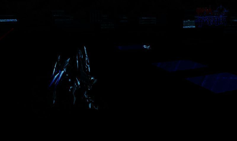 机体向右侧移动并发射穿甲弹，目标被命中后僵直