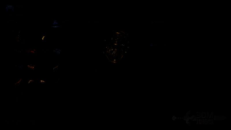 红露滴圣杯瓶特写画面，玻璃瓶中盛放着 glowing 的红色液体，背景为古老石台与烛光