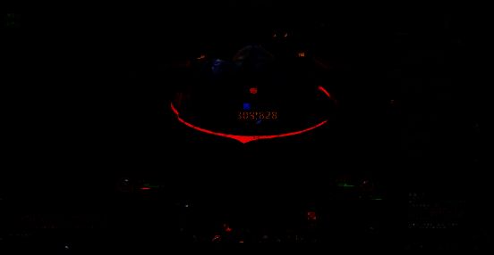 魔兽世界地下堡玩法界面展示，角色站在神秘地底空间入口，周围环绕着发光符文与宝箱特效