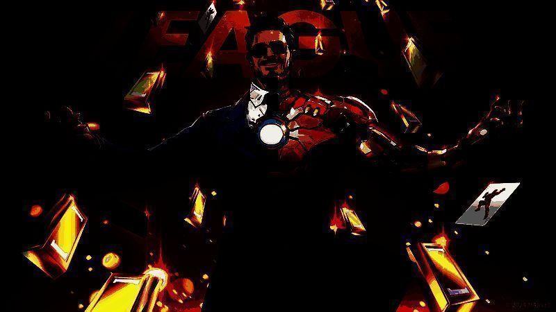 游戏内微型时空宝箱界面展示，宝箱闪烁光芒，周围漂浮着时间宝石碎片