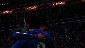 皮耶罗在比赛中罚进关键点球的动画瞬间，全场沸腾，队友冲上前庆祝