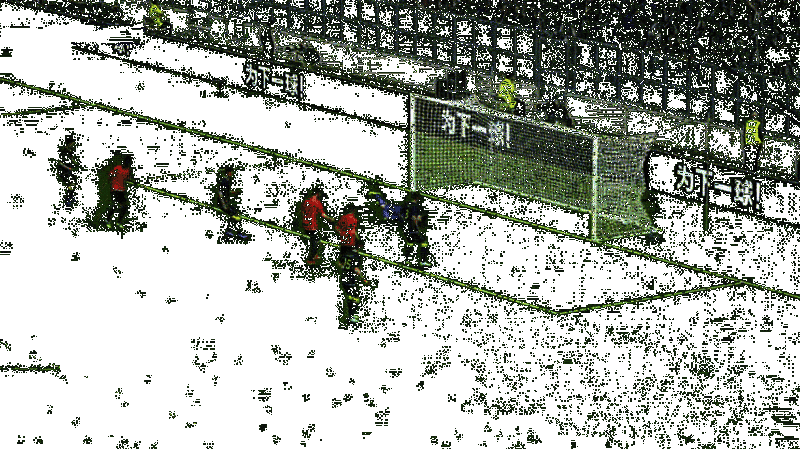 威廉斯接长传后高速推进，内切射门得分的精彩瞬间