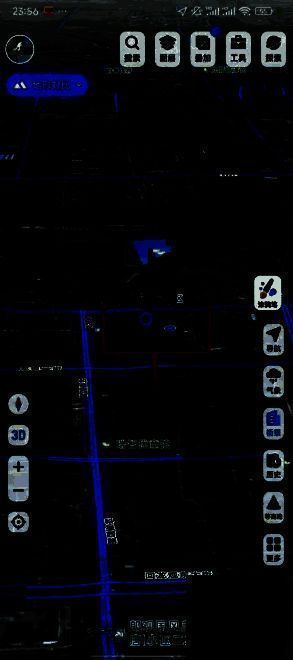 用户拖动地图坐标至目标位置，并点击街景全景图标的操作界面