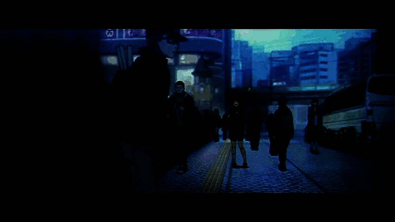 手写信件特写，字迹潦草，纸张泛黄，透露出浓厚的情感信息