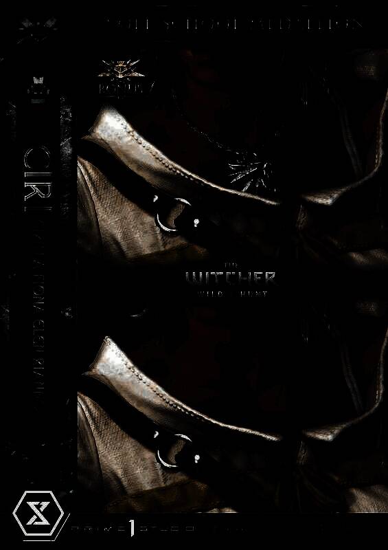 希里雕像背部细节展示，剑鞘与披风纹理清晰可见