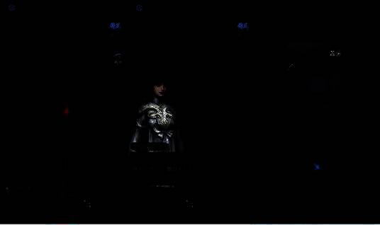 玩家在纸人庙中使用梳妆镜触发机关，获得盖头的剧情画面