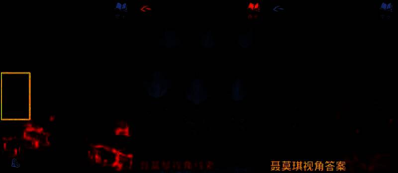 塔内台子上摆放着两个泥塑头像，造型各异，表面布满裂纹