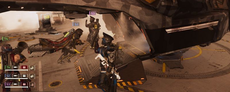 《绝地潜兵2》游戏中展示超级货币相关界面，包含尊享债券购买选项与超级商店内炫酷头盔护甲的预览