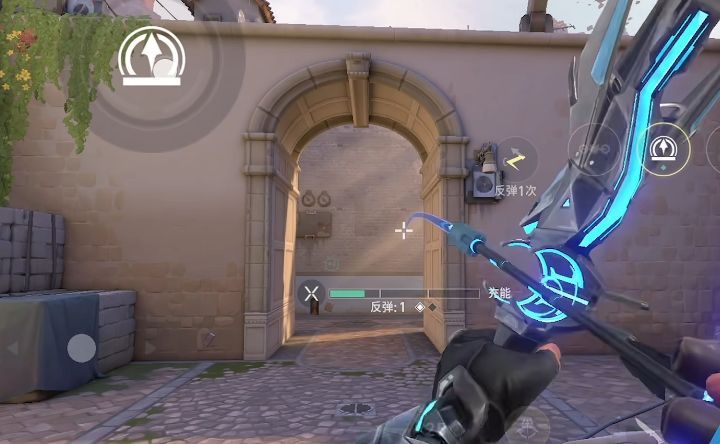 猎枭在高台架弓，无人机在空中盘旋，队友根据信息推进