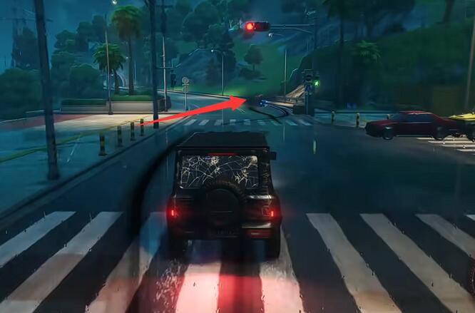 玩家操控水属性角色对无首铁驭释放技能，蓝色水流冲击其火焰护盾，护盾数值正在快速下降