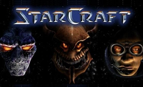 《生死之间2》航线铺设界面，玩家在星图上连接小行星带形成运输路径