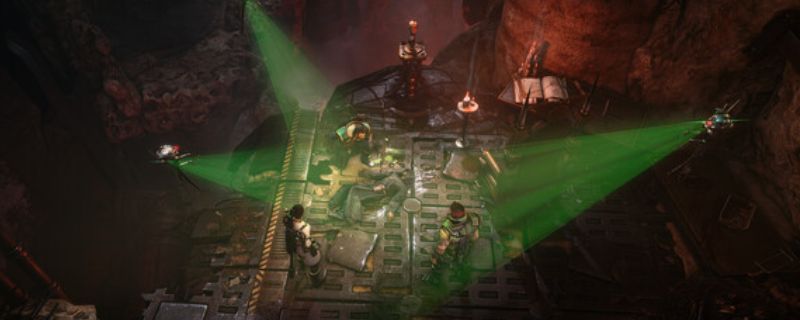 《战锤40K：黑暗异端》游戏主界面展示，背景为阴暗的太空教堂，角色身着帝国装甲，氛围压抑而庄严