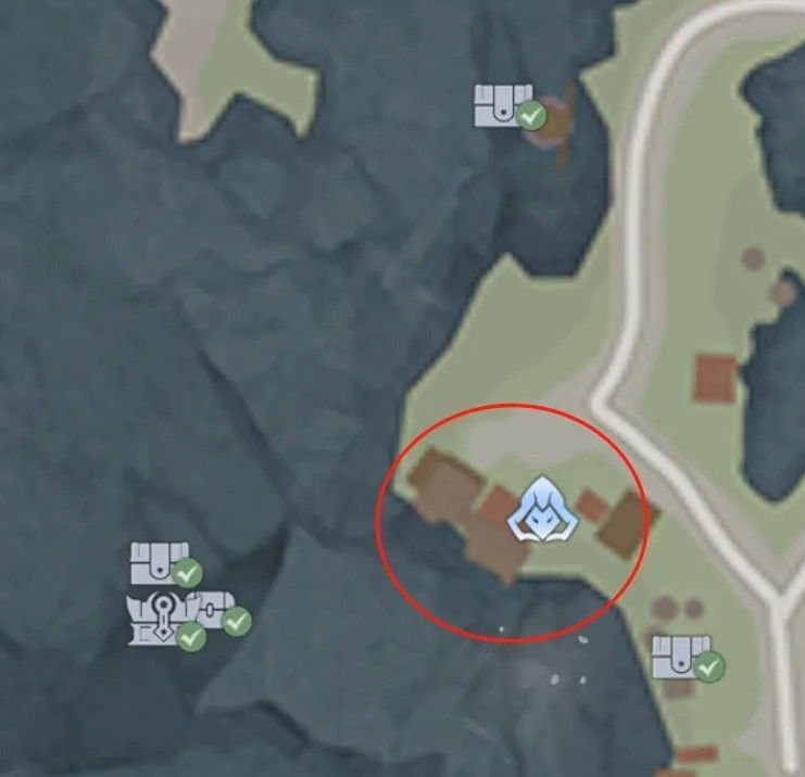 山洞内部场景，昏暗光线中三个宝箱并列摆放，周围岩石嶙峋，氛围神秘