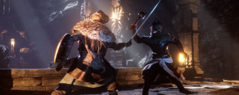 《乌卢卡的埃尔图》游戏主视觉图，主角骑马持剑，背景为中世纪土耳其风格的山脉与古城