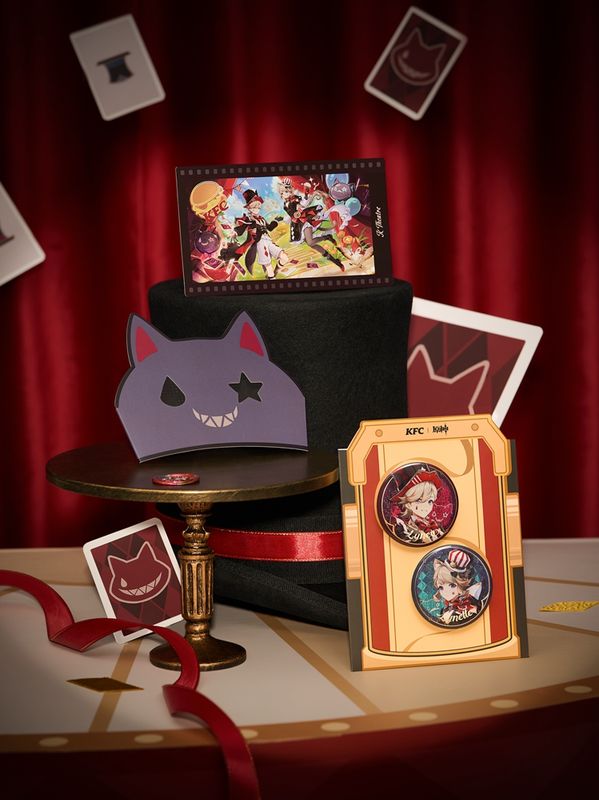 顾客在肯德基主题店内拍照打卡，背景为大型原神联动展板