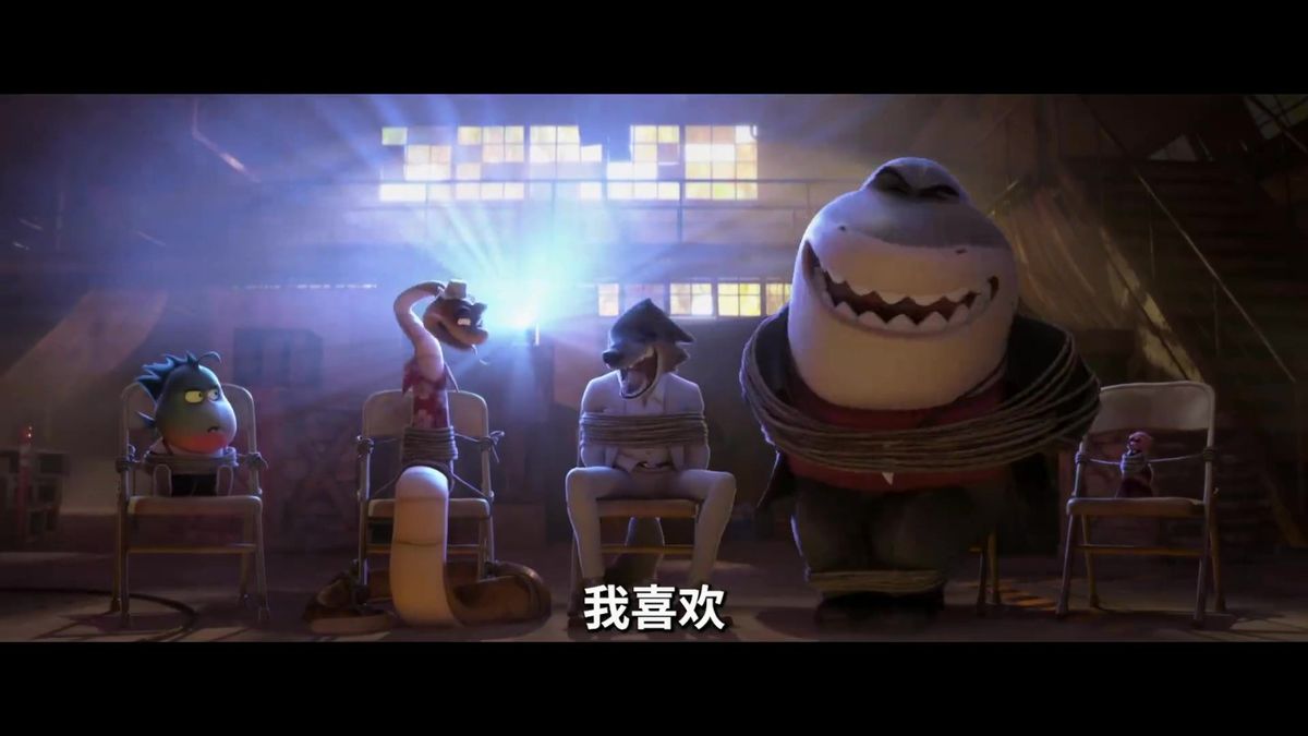 空中飞车追逐，背景城市灯火辉煌