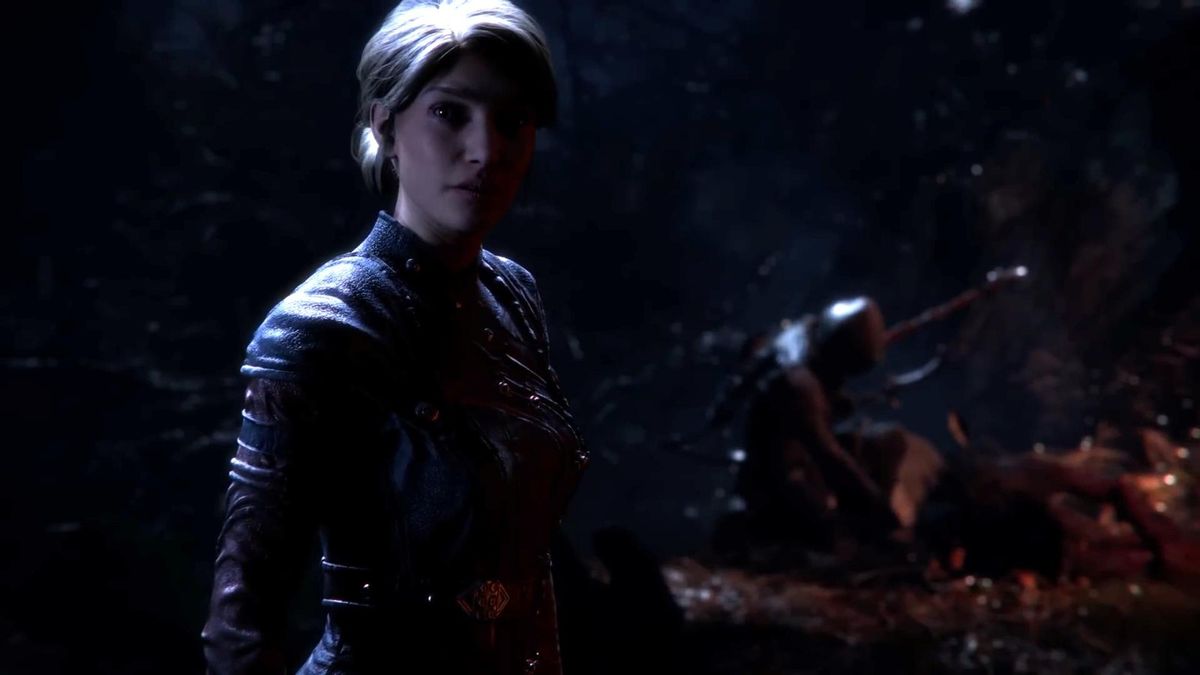 角色在废墟中行走，背景为巨大倒塌雕像，氛围压抑神秘