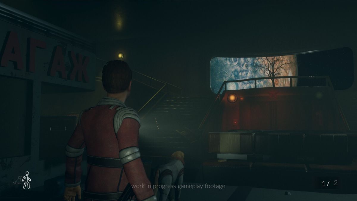 冰原外部视角，巨大基地在极光下显得渺小，远处地平线裂开一道幽深缝隙