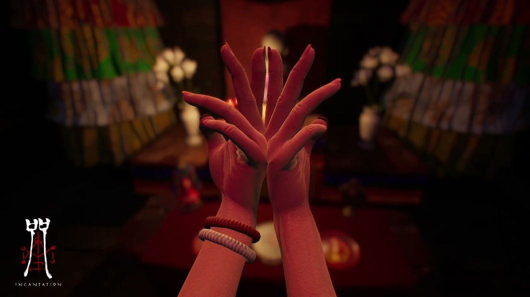 阴暗房间内布满诡异符号与祭祀用品，中央摆放神秘木雕佛像，气氛压抑