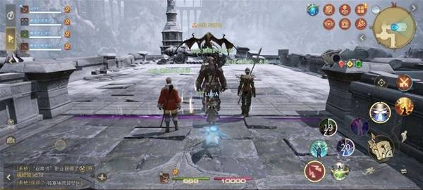 BOSS柯西切发动‘刺尾’技能，尾部高高扬起，对前方目标释放强力物理攻击，画面充满压迫感