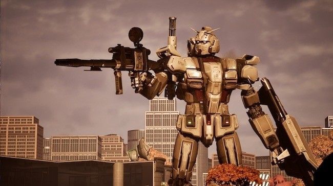 玩家操控高达在城市废墟中飞行战斗，激光剑与光束步枪交火火花四溅