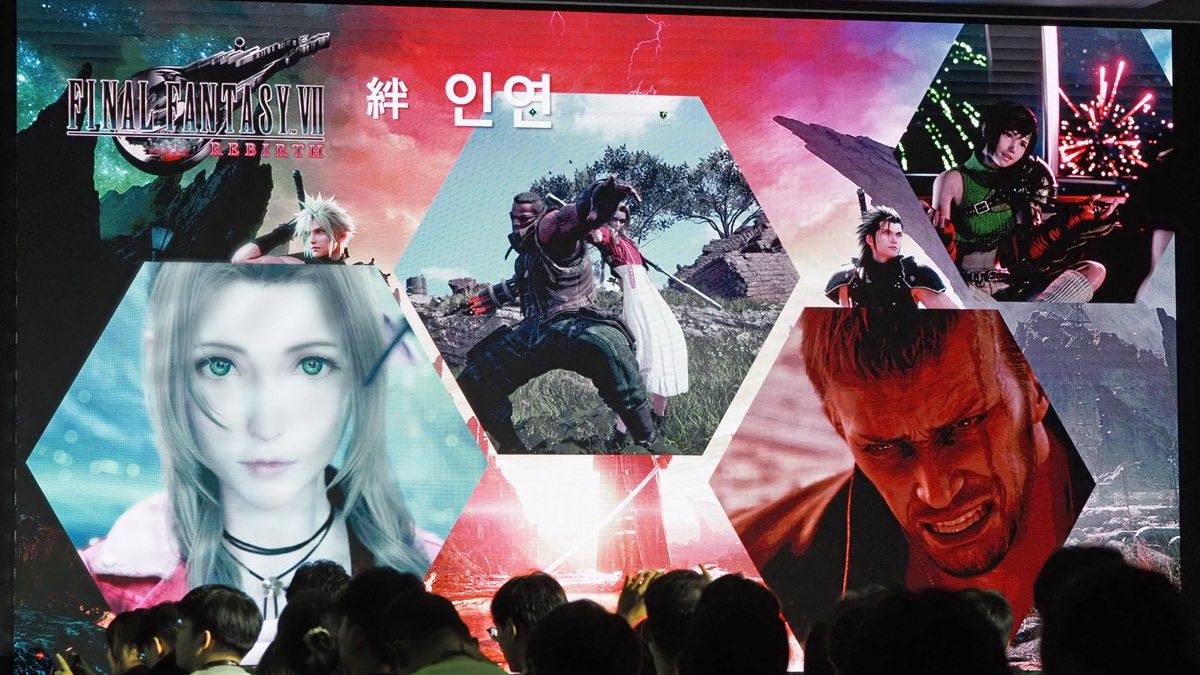 高风号飞艇在云层中穿行的动态概念图，展现广阔世界观