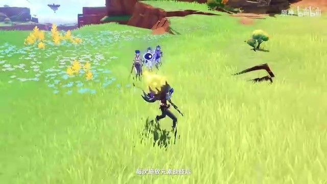 角色背影行走在废墟之间，天空被厚重云层覆盖，氛围压抑