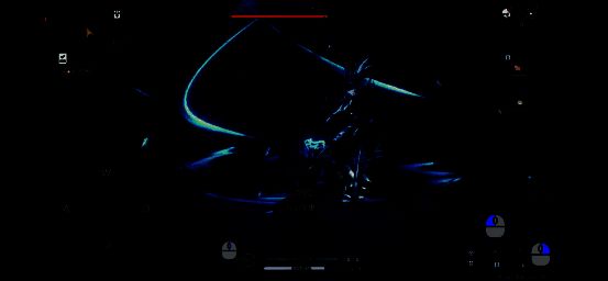 玩家正在使用手机远程游玩《鸣潮》，专注操作，画面流畅