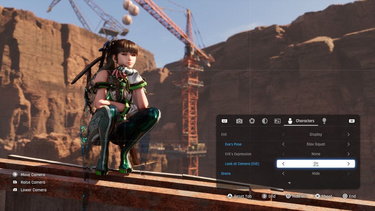 战斗结束后角色摆出特殊姿势的自拍视角截图