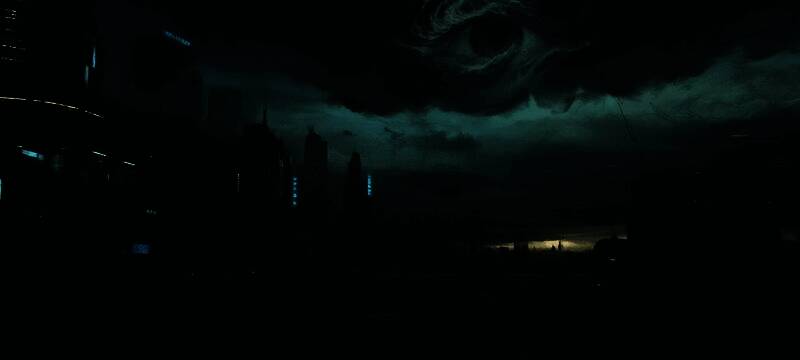 新Boss战斗场景，巨大机械生物释放元素能量，玩家在场中灵活闪避