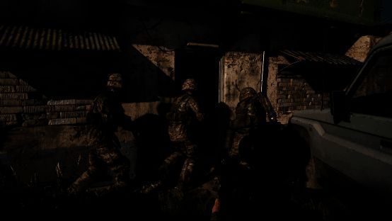 游戏内UI界面展示AI指令菜单，玩家可选择‘压制’‘观察’‘跟随’等战术命令