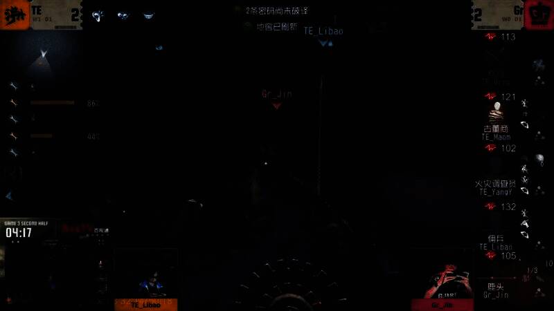 鹿头在守椅过程中精准释放链爪，打断佣兵护腕动作并成功拦截其救援路径