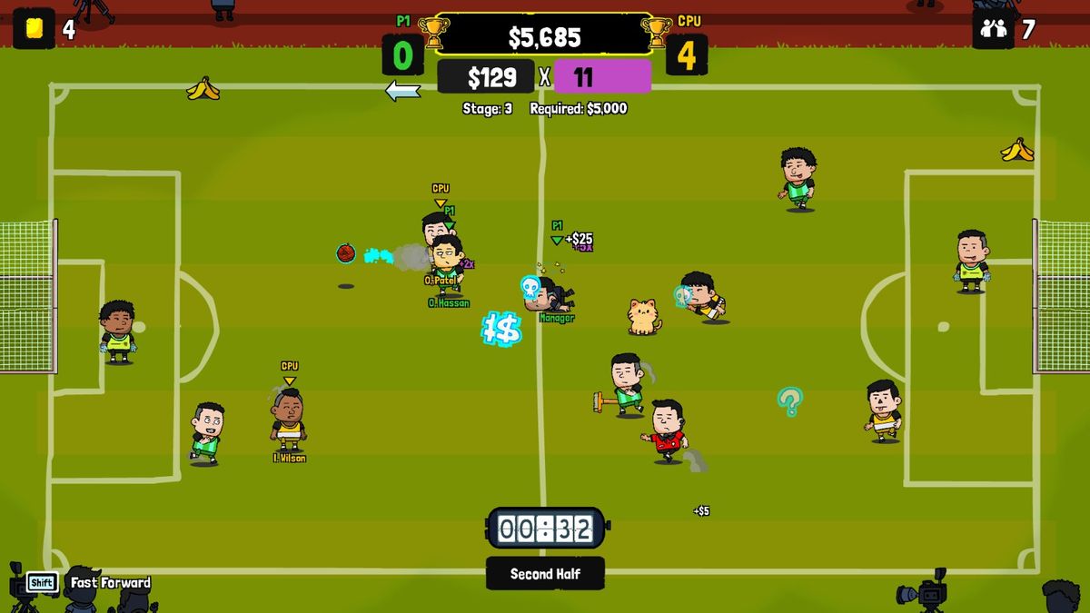 裁判举起红牌瞬间变身超级战士加入进攻