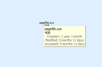 用户双击进入一个大文件夹，界面刷新显示其内部多个子文件夹的空间分布